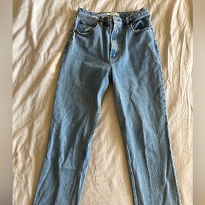 Abercrombie Ultra High Rise 90s Straight Jean